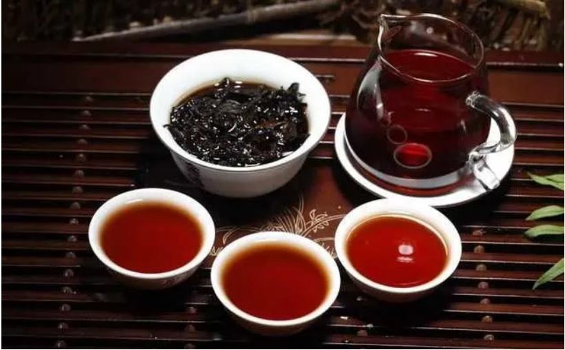 黑茶飲用有哪些禁忌？犯了禁忌黑茶有什么功效？